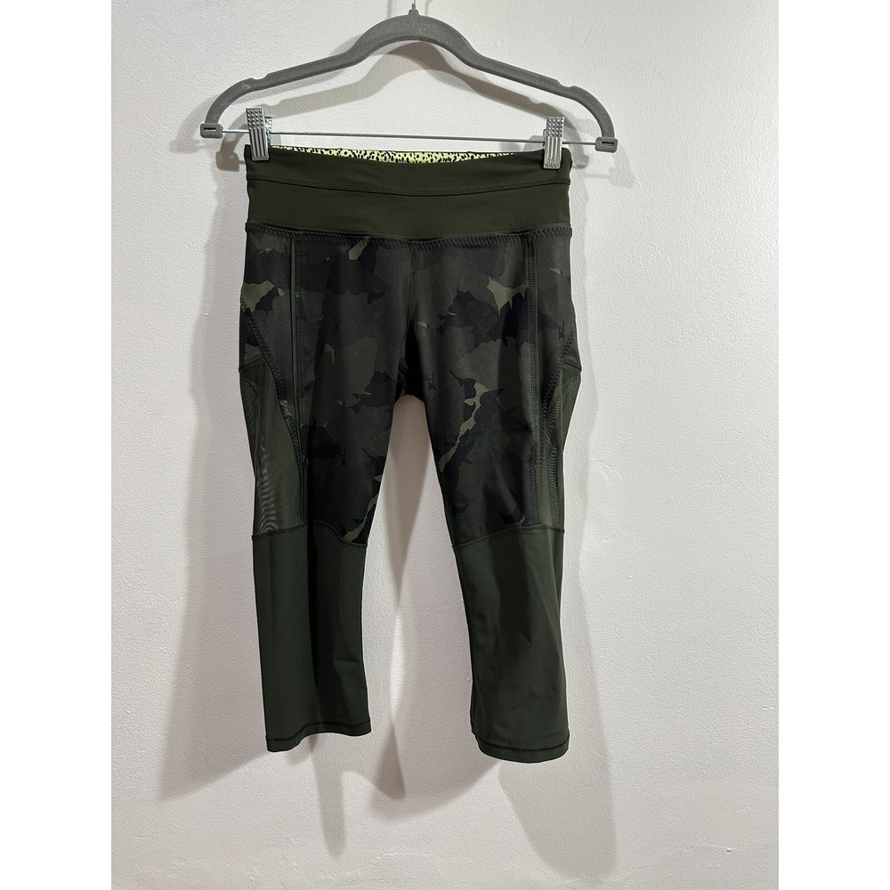 Lulemon Athletic Camo Cropped Leggings with Pockets Olive Green‎ Activewear